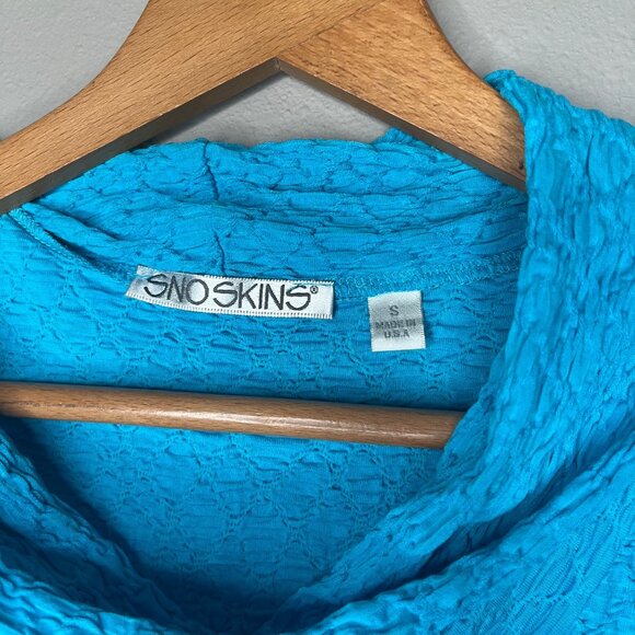 SNO SKINS Blue Sleeveless Top Size Small Crinkle Textured Artsy Lagenlook - Picture 3 of 4
